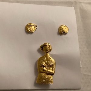 Gold Tone Woman Brooch And Pierced Ears Earrings Set Signed MBAM Made In Canada